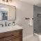 Heights Hideaway - Great Location - Game and Movie Room - وستمنستر