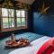 Toadland Shepherd Huts - Durham