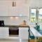 Bubbles Penthouse with Jacuzzi
