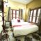 Hotel Flycatcher Chitwan- A jungle Safari Home