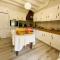 House with swimming pool, sleeps 12 - 萨尔拉拉卡内达