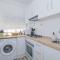 Delfín Retreat con Terraza junto a parada de Metro - Granada