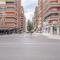 Delfín Retreat con Terraza junto a parada de Metro - Granada