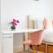 * Airy & Lightly Two Bed Apt in Fulham * - Londres