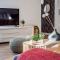 Fabulous Family 2BR - Prime Location, Walk to Beach & Shopping - By Totolulu Cannes Yellow Corner