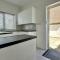 Improved Private House in Central Location - 朴次茅斯