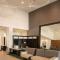 Holiday Inn & Suites - Farmington Hills - Detroit NW by IHG