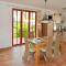 Kaiserstrandhus Comfortable holiday residence - 格洛韦