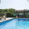 Dora Comfortable holiday residence