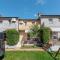 Dora Comfortable holiday residence