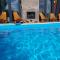 Orange Villa with private pool - إيليجا