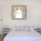 Small traditiional home near the shops and restaurants in Korissia, Kea