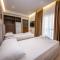 Hotel New Crystal