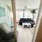 Fall Cottage that Sleeps 6 with 2 Bedrooms Sun Room Jaccuzi 1 Mile to Beach!