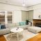 D115 Exquisite Natural Stay