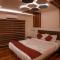Luxury Houseboat