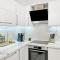 The Encino - luxury seaside suite