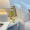 The Encino - luxury seaside suite