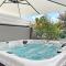 The Encino - luxury seaside suite