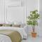 The Encino - luxury seaside suite