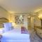 Delamar Greenwich Harbor