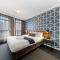 KOZYGURU SYDNEY CBD AMAZING 2 BED NHA653-302