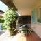 636 - Appartamento bilocale a Marcelli al Villaggio Rosa, con portico e terrazzo, climatizzato