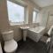 Group Bookings: Up To 30 Guests Across 5 Spacious Flats! Keyless Access Free Wifi & Parking - Birmingham