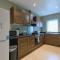 Group Bookings: Up To 30 Guests Across 5 Spacious Flats! Keyless Access Free Wifi & Parking - Birmingham