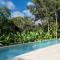Brand New Villa Bambú with large pool near MA - Quepos