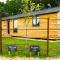 The Cabin at the Croft - Idyllic rural retreat perfect for couples and dogs - Leigh