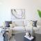 HiGuests - Sky-High Luxury 2BR Apt in Downtown Views Dubai - Dubái
