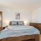 Ema's Olive Garden Apt 2 -private parking, 10 min drive from sandy beach - Poličnik