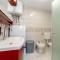 Ema's Olive Garden Apt 2 -private parking, 10 min drive from sandy beach - Poličnik
