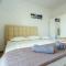 DERON Apartments