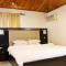 Cata Apartment Hotel And Spa
