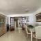 R151 Beachfront Apartment in Calafell - Calafell