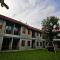 Chu Hotel