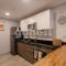 Modern apartment 600m away from Shopping del Sol