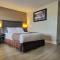 Maple Leaf Inn & Suites