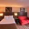 Maple Leaf Inn & Suites