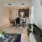 Resort Style 1-Bdrm Apt Downtown Doral - ميامي