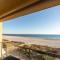 Belle Escapes - Sunset Views at the Bay