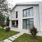 Arena Apartments & Villas Guba