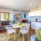 2 Levels of Magnificient Sea Views