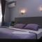 A Hotels & Suite