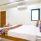FabHotel Shree Nakoda Paradise