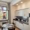 3 Epoques Apartments by Adrez