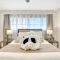 Luxury 7 Br Home w Pool Gameroom Soccer Field