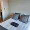 New! Lovely 2 Bed Serviced Apartment with free parking - 伦敦